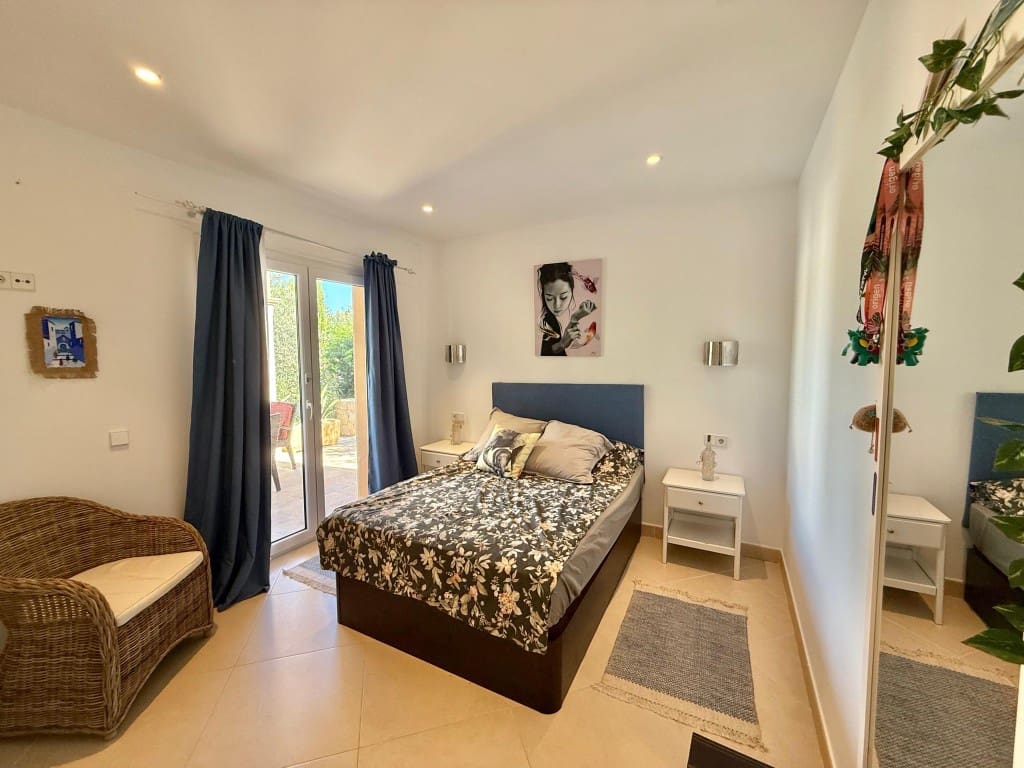 5 makuuhuone Huvila myytävänä paikassa El Toro / Port Adriano mukana uima-altaan 
autotalli - 2 100 000 € (Ref: 9598682)