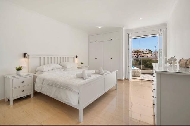 5 soverom Villa til salgs i Port d'Addaia, Es Mercadal med svømmebasseng garasje - € 1 500 000 (Ref: 9607206)