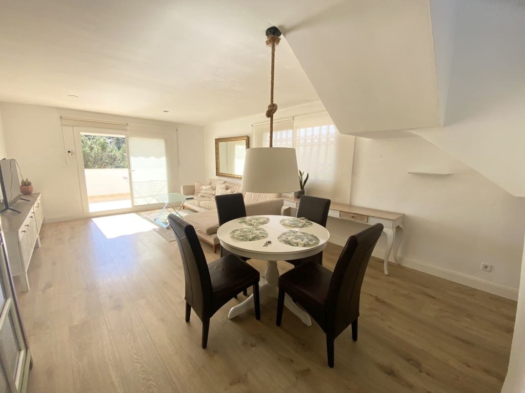 3 bedroom Apartment for rent in Cas Catala with pool garage - € 3,800 (Ref: 9629633)