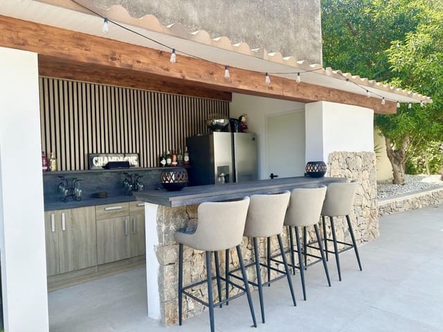 5 sypialnia Willa na sprzedaż w Es Capdella, Calvià z basenem - 2 395 000 € (Ref: 9636449)