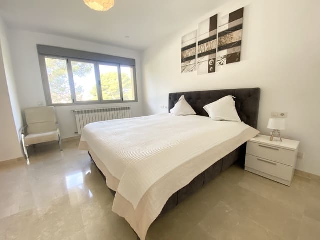 Chalet de 4 habitaciones en Santa Ponsa, Calvià en venta con piscina - 3.000.000 € (Ref: 9679483)