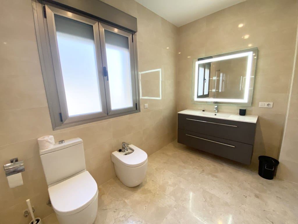 Chalet de 4 habitaciones en Santa Ponsa en venta con piscina - 3.000.000 € (Ref: 9679483)