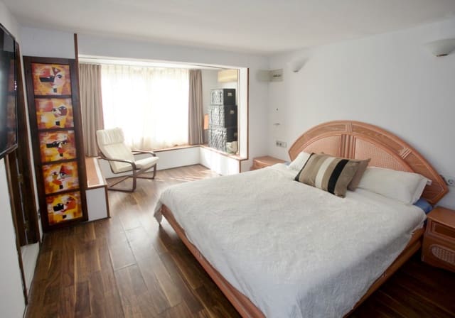 3 camera da letto Villa in vendita in Portals Nous, Calvià con piscina - 895.000 € (Rif: 9679484)