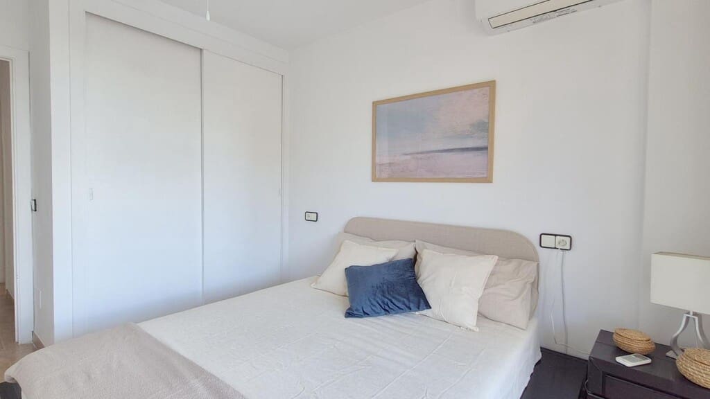 Apartamento de 2 habitaciones en Puerto Portals en venta con piscina garaje - 765.000 € (Ref: 9770361)