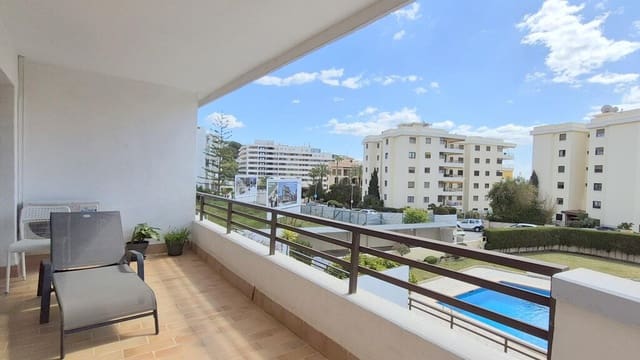 Apartamento de 2 habitaciones en Puerto Portals, Calvià en venta con piscina garaje - 765.000 € (Ref: 9770361)
