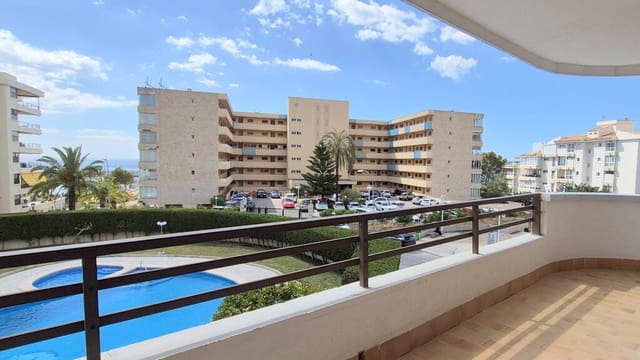 Apartamento de 2 habitaciones en Puerto Portals, Calvià en venta con piscina garaje - 765.000 € (Ref: 9770361)