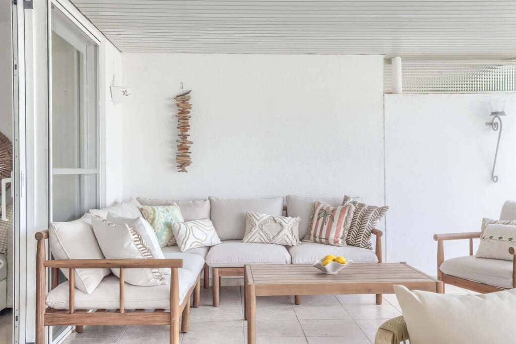 2 bedroom Apartment for sale in Portals Nous with pool garage - € 1,495,000 (Ref: 9811341)