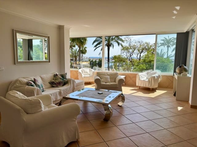 3 soveværelse Lejlighed til salg i Puerto Portals, Calvià med swimmingpool - € 970.000 (Ref: 9836038)