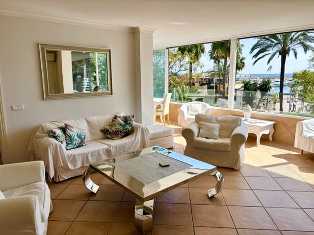 3 soveværelse Lejlighed til salg i Puerto Portals, Calvià med swimmingpool - € 970.000 (Ref: 9836038)