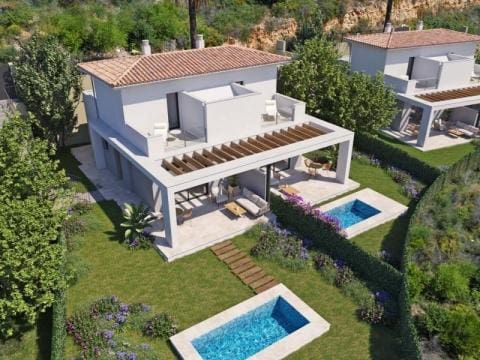 Chalet de 3 habitaciones en Cala Romantica en venta con piscina - 745.000 € (Ref: 9855124)