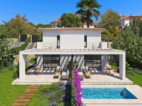 Chalet de 3 habitaciones en Cala Romantica en venta con piscina - 745.000 € (Ref: 9855124)