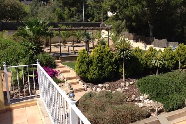 5 soveværelse Villa til salg i Santa Ponsa, Calvià med swimmingpool garage - € 3.200.000 (Ref: 9875794)