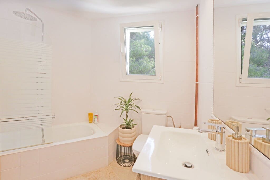 3 camera da letto Villa in vendita in Santa Ponsa con garage - 1.050.000 € (Rif: 9893896)