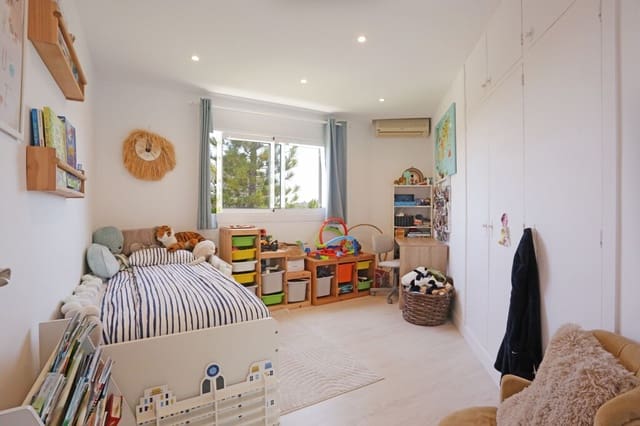 3 camera da letto Villa in vendita in Santa Ponsa, Calvià con garage - 1.050.000 € (Rif: 9893896)