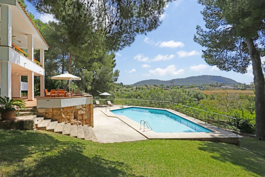 4 sovrum Villa till salu i Santa Ponsa med pool garage - 1 950 000 € (Ref: 9910356)