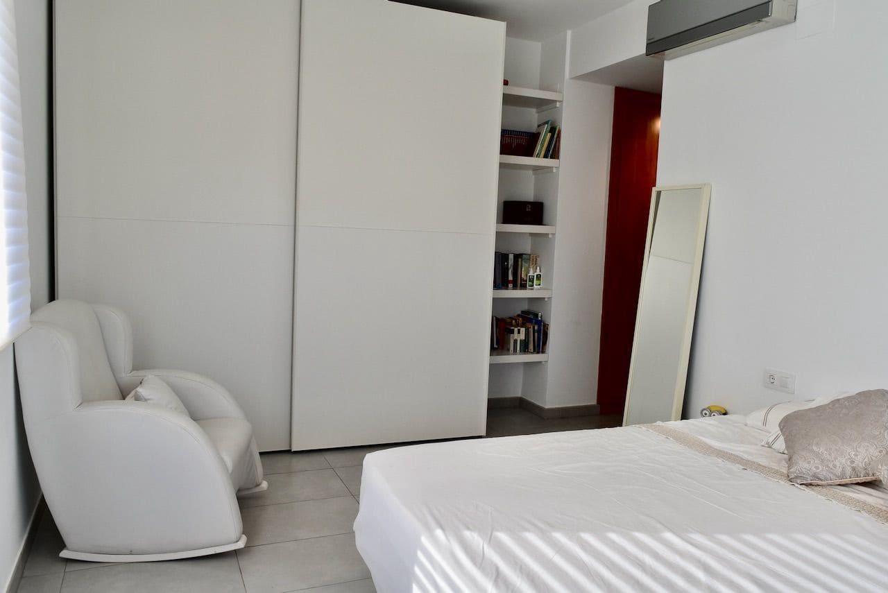 4 soveværelse Villa til salg i Albir med swimmingpool garage - € 1.150.000 (Ref: 10030016)