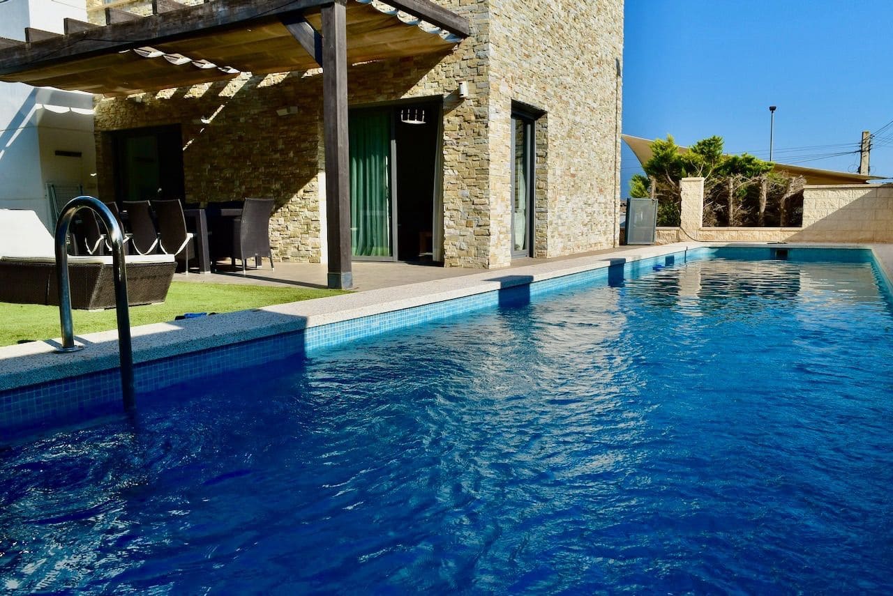 4 soveværelse Villa til salg i Albir med swimmingpool garage - € 1.150.000 (Ref: 10030016)