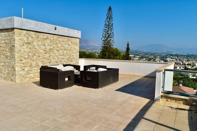 4 soveværelse Villa til salg i Albir, Alfaz del Pi / L'Alfàs del Pi med swimmingpool garage - € 1.150.000 (Ref: 10030016)