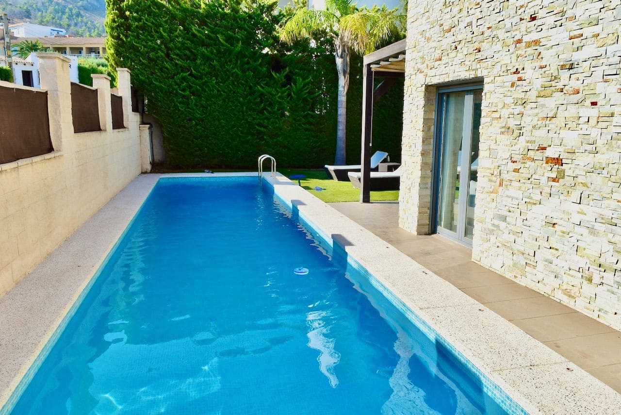 4 soveværelse Villa til salg i Albir med swimmingpool garage - € 1.150.000 (Ref: 10030016)