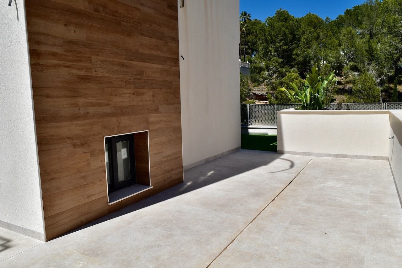 Chalet de 3 habitaciones en La Nucia en venta con piscina garaje - 600.000 € (Ref: 6442309)