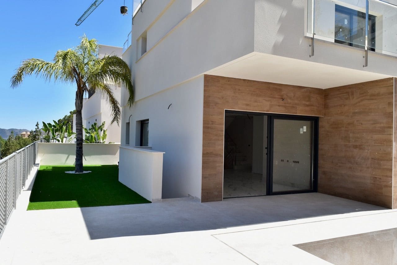 Chalet de 3 habitaciones en La Nucia en venta con piscina garaje - 600.000 € (Ref: 6442309)