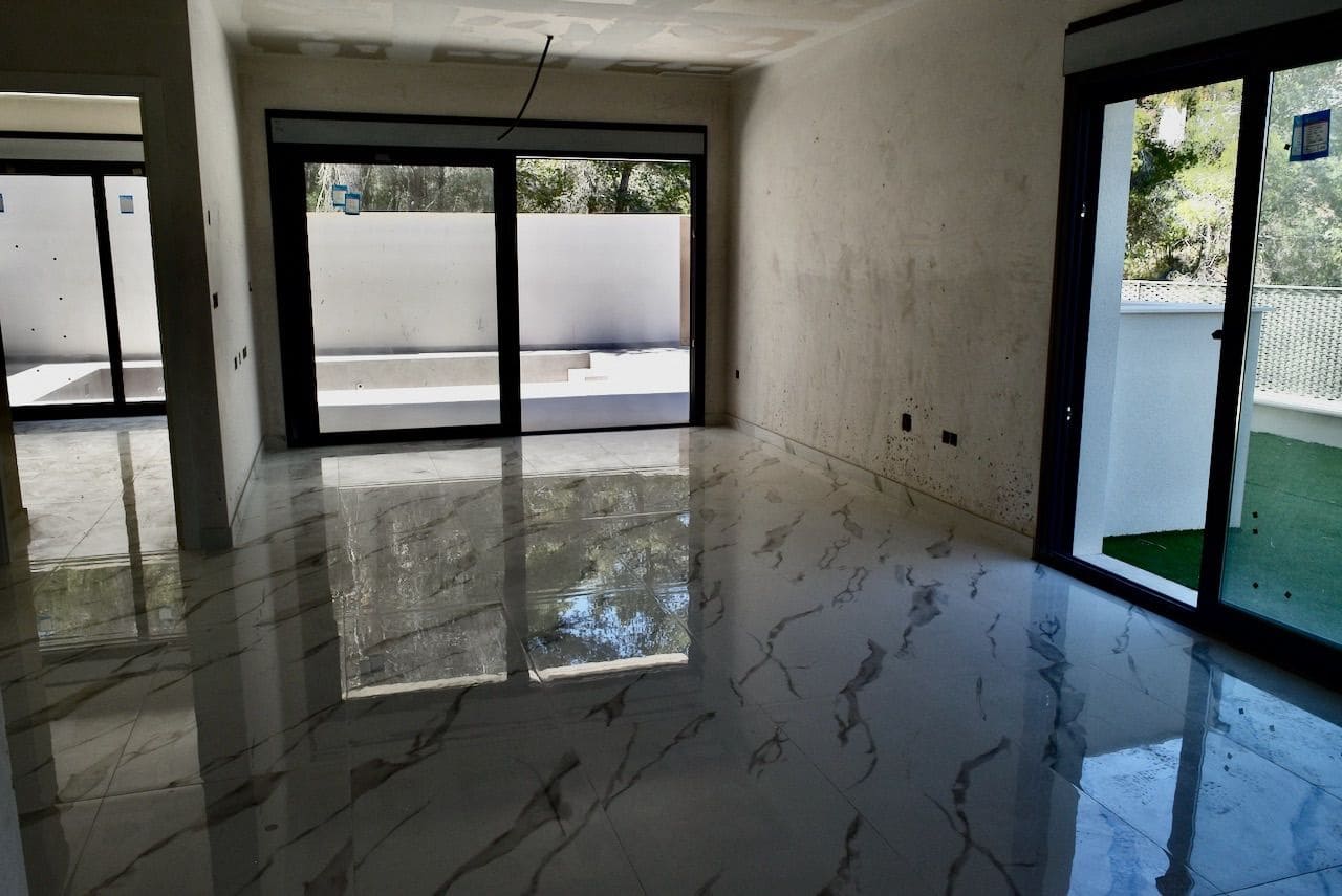 Chalet de 3 habitaciones en La Nucia en venta con piscina garaje - 600.000 € (Ref: 6442309)