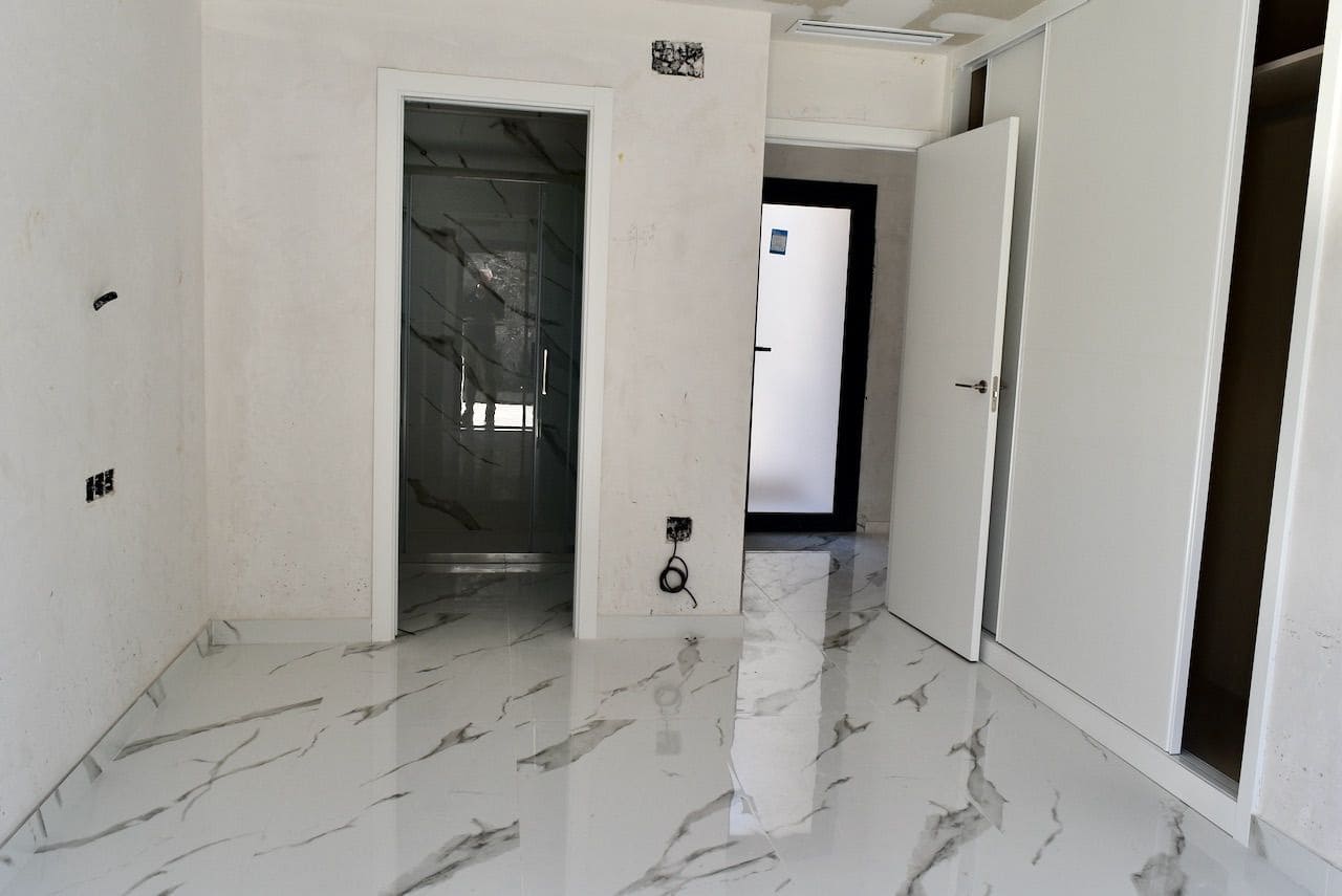 Chalet de 3 habitaciones en La Nucia en venta con piscina garaje - 600.000 € (Ref: 6442309)
