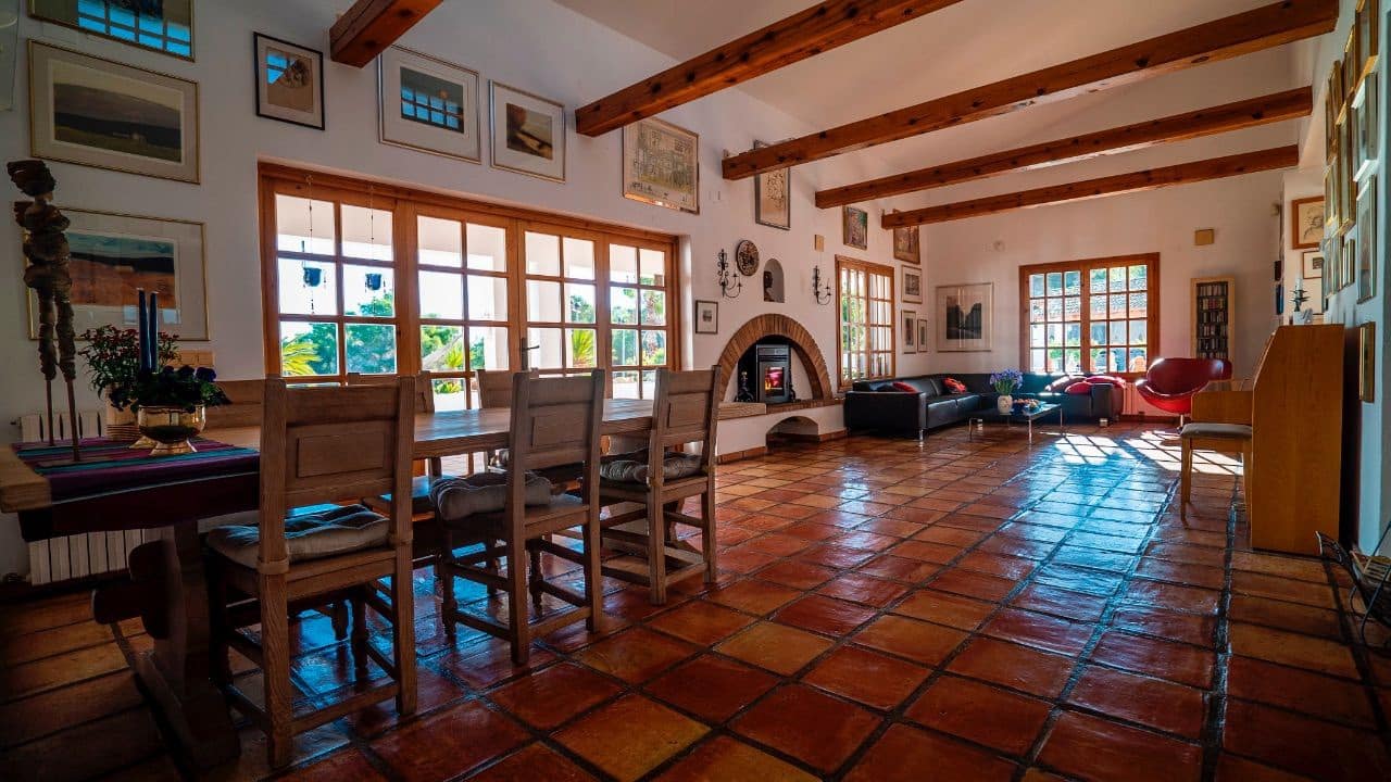 Chalet de 7 habitaciones en Alfaz del Pi / L'Alfàs del Pi en venta con piscina garaje - 1.550.000 € (Ref: 6640204)