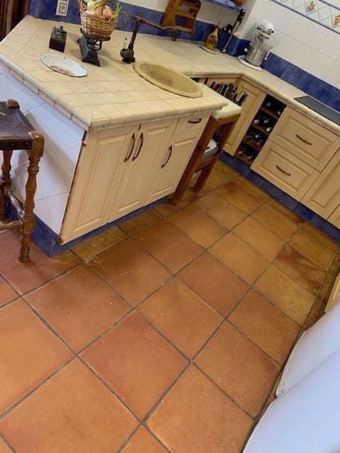 9 bedroom Villa for sale in El Campello with pool garage - € 1,800,000 (Ref: 7346952)