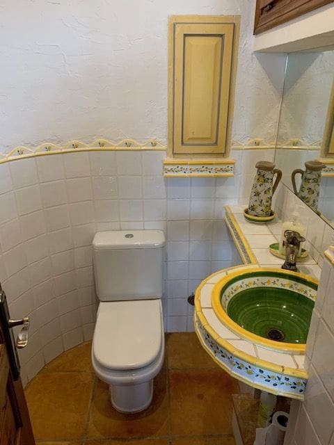 9 bedroom Villa for sale in El Campello with pool garage - € 1,800,000 (Ref: 7346952)