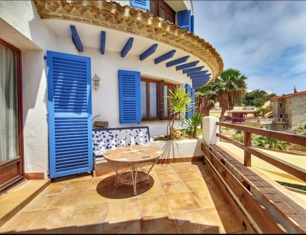 9 soveværelse Villa til salg i El Campello med swimmingpool garage - € 1.800.000 (Ref: 7346952)