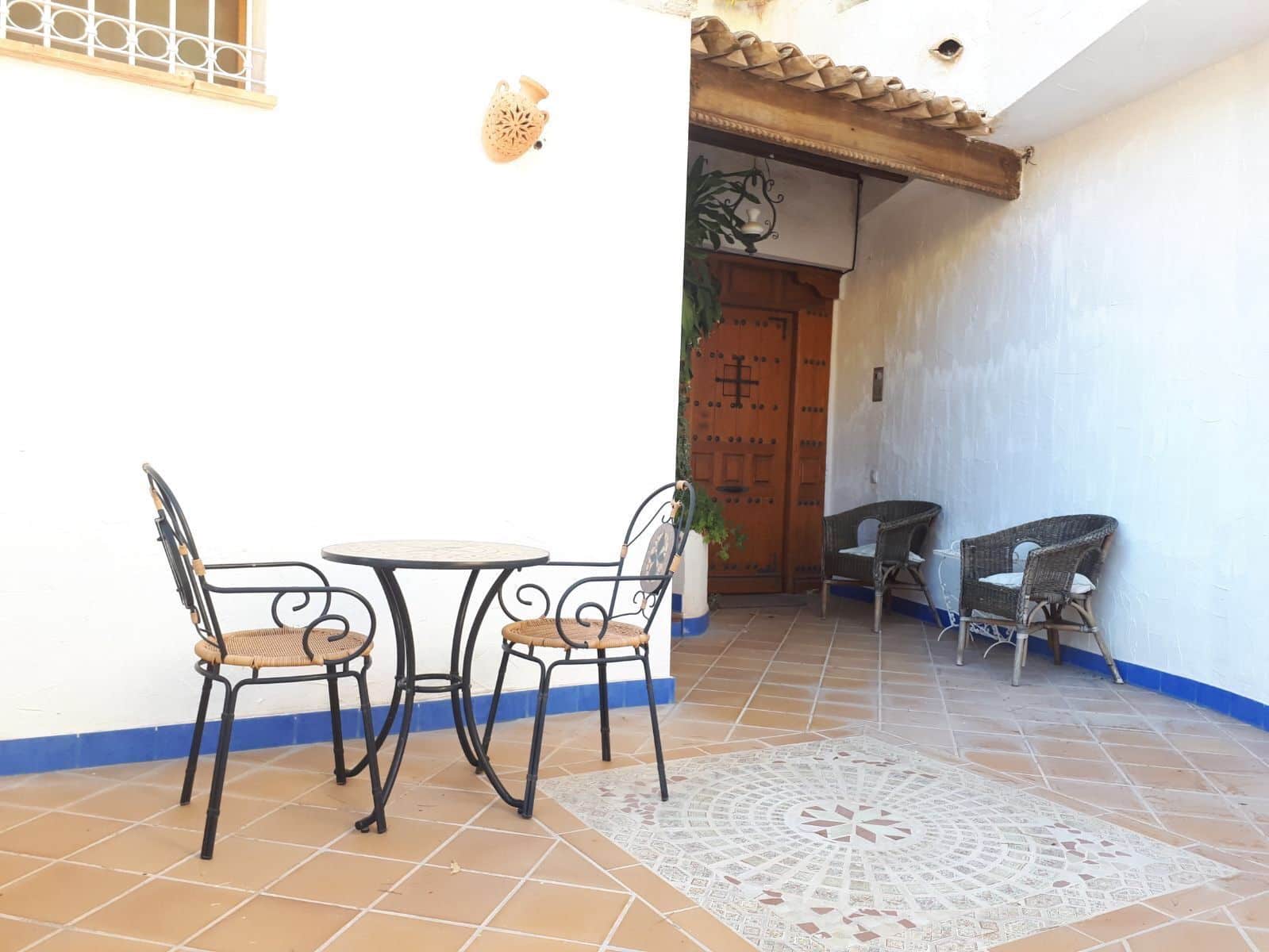 9 bedroom Villa for sale in El Campello with pool garage - € 1,800,000 (Ref: 7346952)