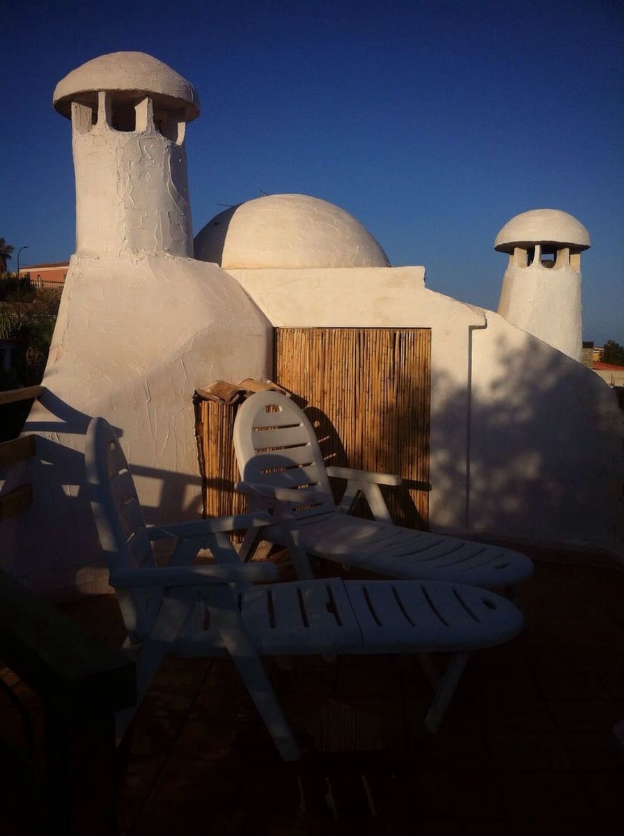 9 bedroom Villa for sale in El Campello with pool garage - € 1,800,000 (Ref: 7346952)