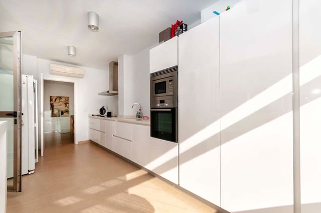 5 soverom Villa til salgs i Alhama Springs, Altea med svømmebasseng garasje - € 1 100 000 (Ref: 7872328)