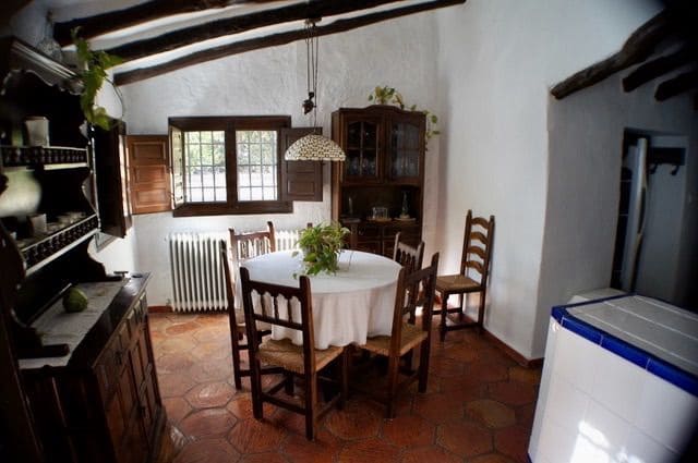 6 bedroom Villa for sale in Alfaz del Pi / L'Alfas del Pi with pool garage - € 1,250,000 (Ref: 7990057)