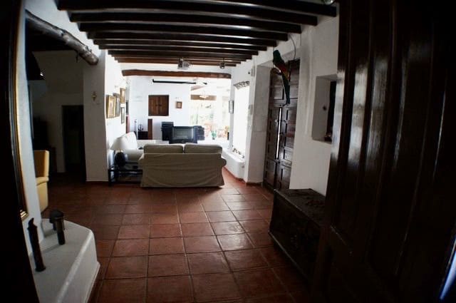 6 bedroom Villa for sale in Alfaz del Pi / L'Alfas del Pi with pool garage - € 1,250,000 (Ref: 7990057)