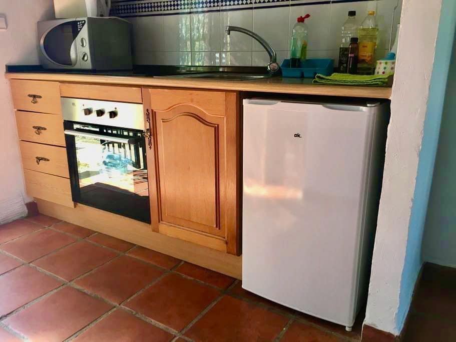 6 bedroom Villa for sale in Alfaz del Pi / L'Alfas del Pi with pool garage - € 1,250,000 (Ref: 7990057)