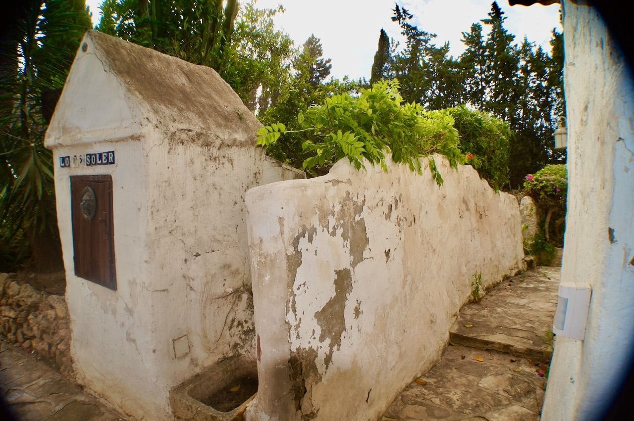 6 bedroom Villa for sale in Alfaz del Pi / L'Alfas del Pi with pool garage - € 1,250,000 (Ref: 7990057)