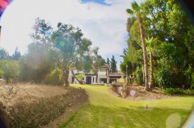 6 Zimmer Villa zu verkaufen in Alfaz del Pi / L'Alfàs del Pi mit Pool Garage - 1.250.000 € (Ref: 7990057)