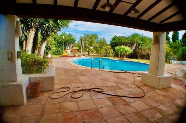 6 Zimmer Villa zu verkaufen in Alfaz del Pi / L'Alfàs del Pi mit Pool Garage - 1.250.000 € (Ref: 7990057)