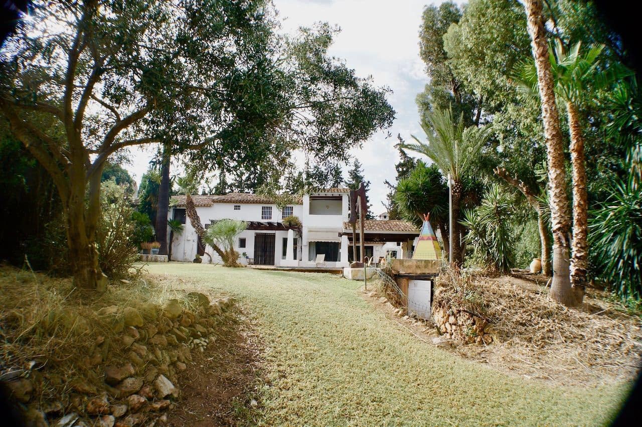 6 bedroom Villa for sale in Alfaz del Pi / L'Alfas del Pi with pool garage - € 1,250,000 (Ref: 7990057)