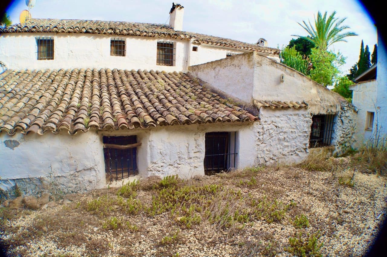 6 bedroom Villa for sale in Alfaz del Pi / L'Alfas del Pi with pool garage - € 1,250,000 (Ref: 7990057)