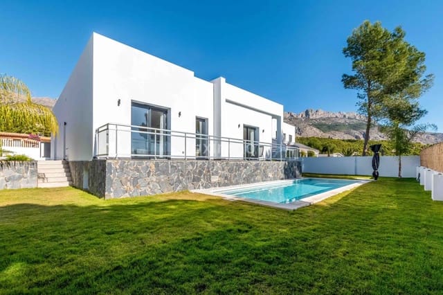 4 Zimmer Villa zu verkaufen in Altea mit Pool Garage - 995.000 € (Ref: 8342755)