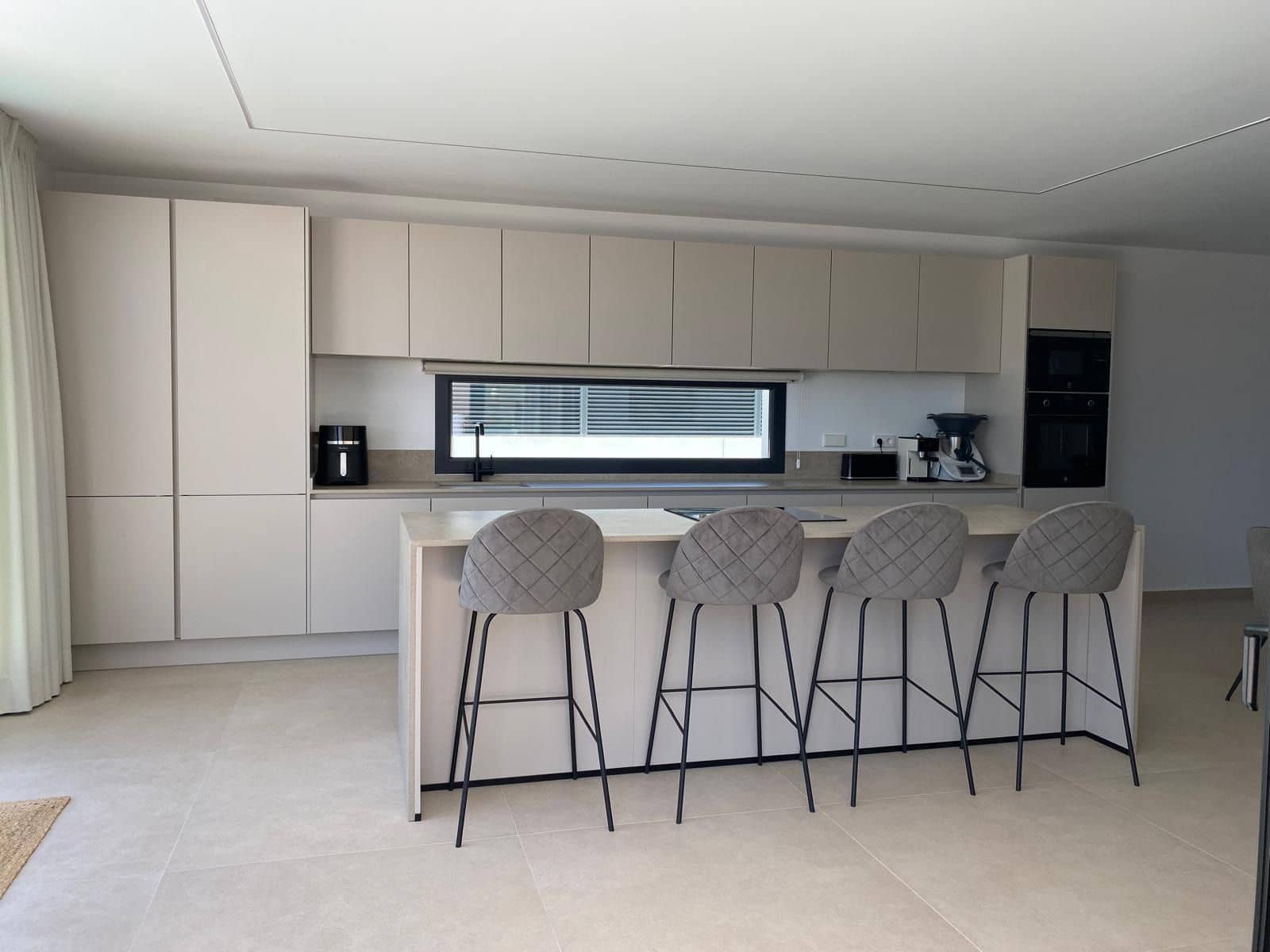 4 quarto Moradia para venda em La Nucia com piscina garagem - 1 175 000 € (Ref: 8504066)