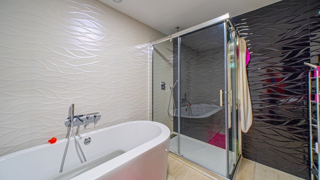 4 bedroom Villa for sale in Finestrat with pool garage - € 1,260,000 (Ref: 8654589)