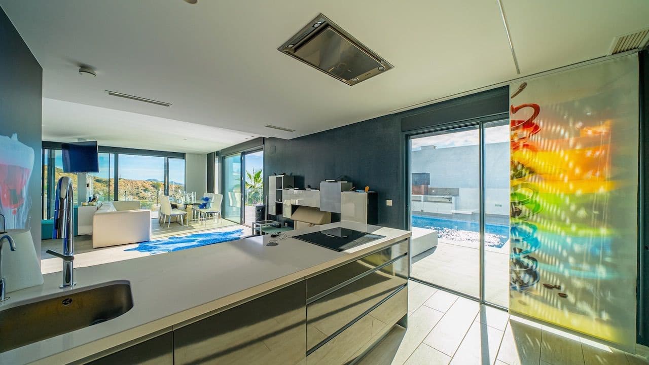 4 bedroom Villa for sale in Finestrat with pool garage - € 1,260,000 (Ref: 8654589)