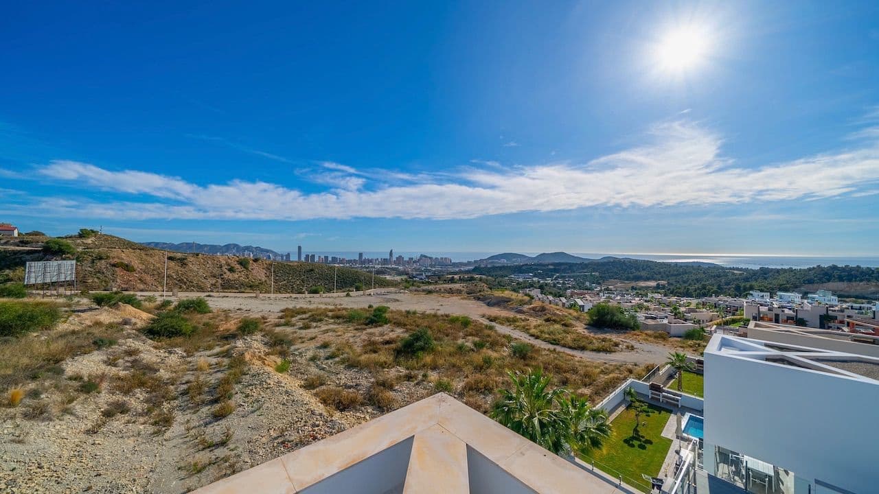 4 bedroom Villa for sale in Finestrat with pool garage - € 1,260,000 (Ref: 8654589)