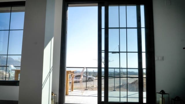 3 soverom Villa til salgs i Polop med svømmebasseng garasje - € 623 115 (Ref: 8982129)