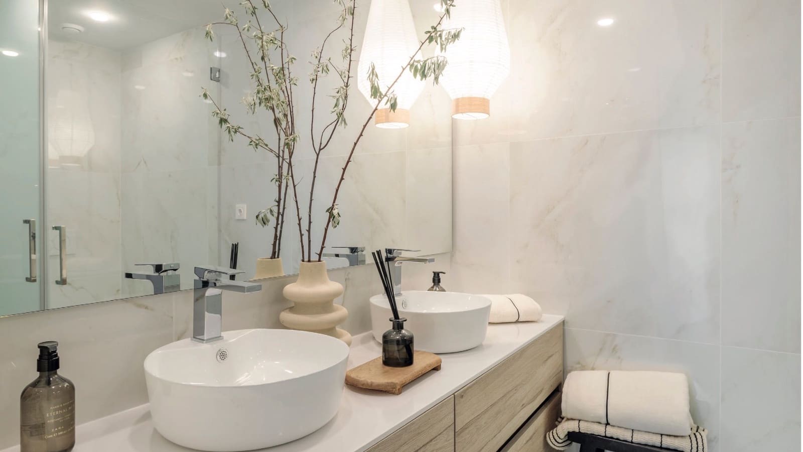 3 bedroom Apartment for sale in Benidorm with pool garage - € 665,000 (Ref: 9014219)