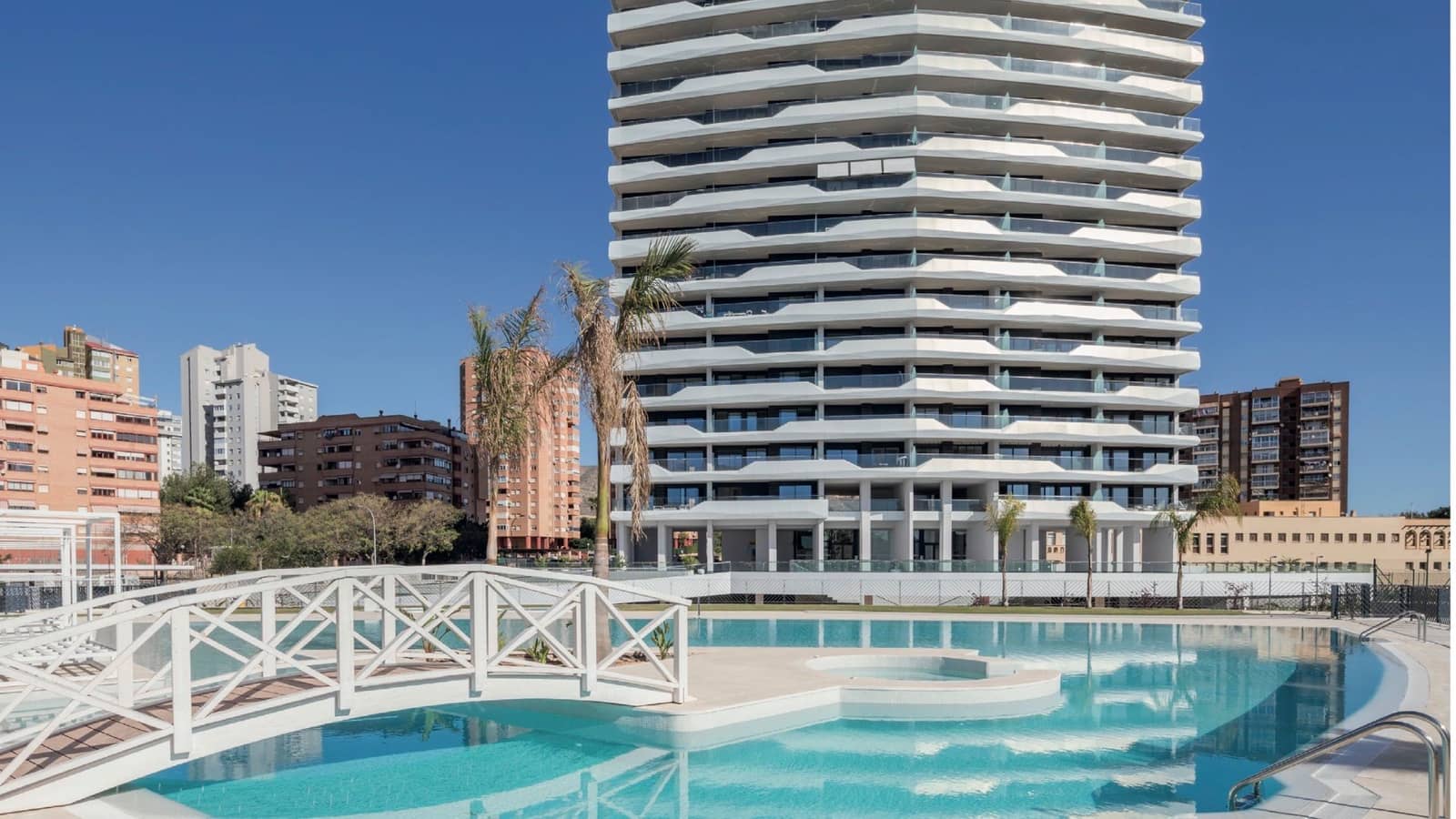 3 bedroom Apartment for sale in Benidorm with pool garage - € 665,000 (Ref: 9014219)